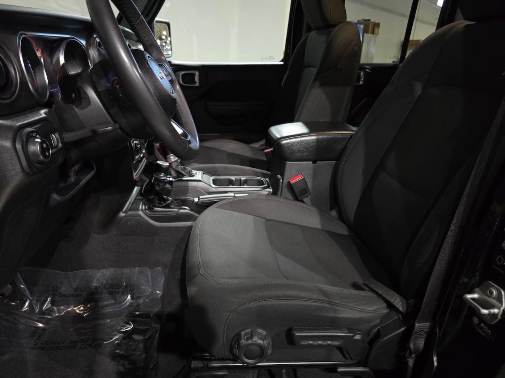 used 2023 Jeep Gladiator car, priced at $27,260