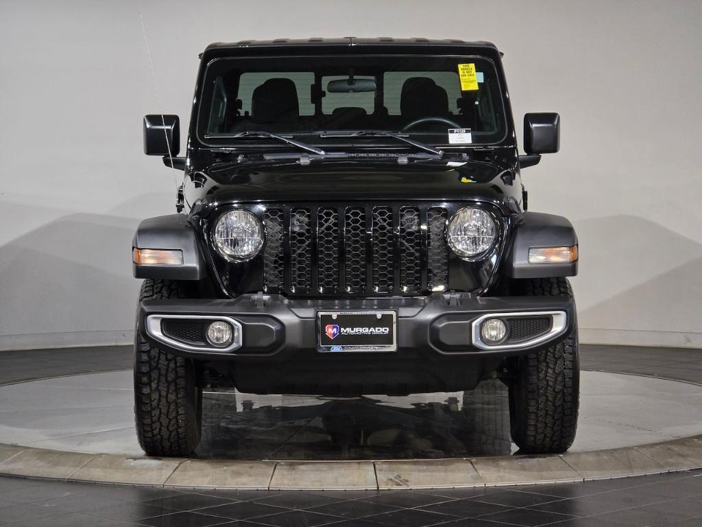 used 2023 Jeep Gladiator car, priced at $27,260