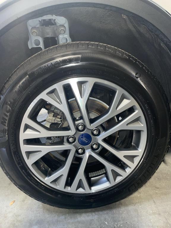 used 2022 Ford Escape car, priced at $29,555