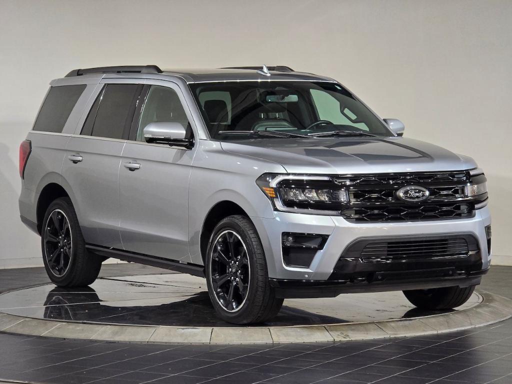 used 2022 Ford Expedition car, priced at $54,039