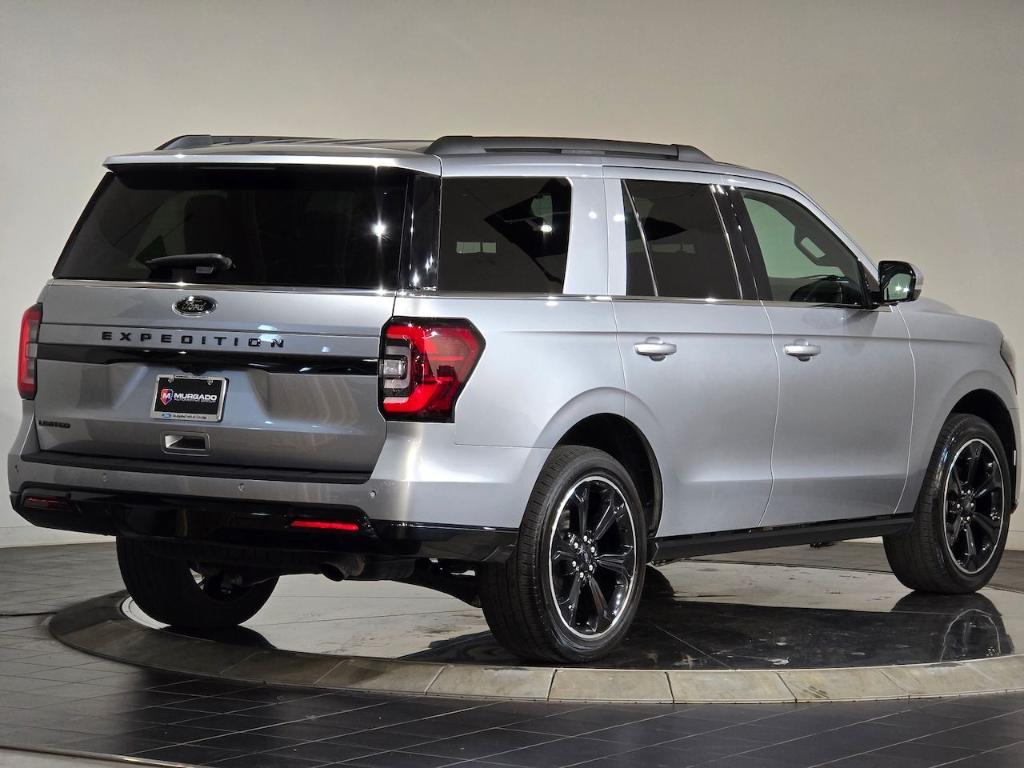 used 2022 Ford Expedition car, priced at $54,039