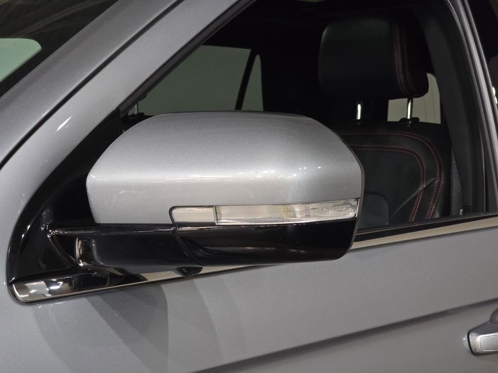 used 2022 Ford Expedition car, priced at $54,039