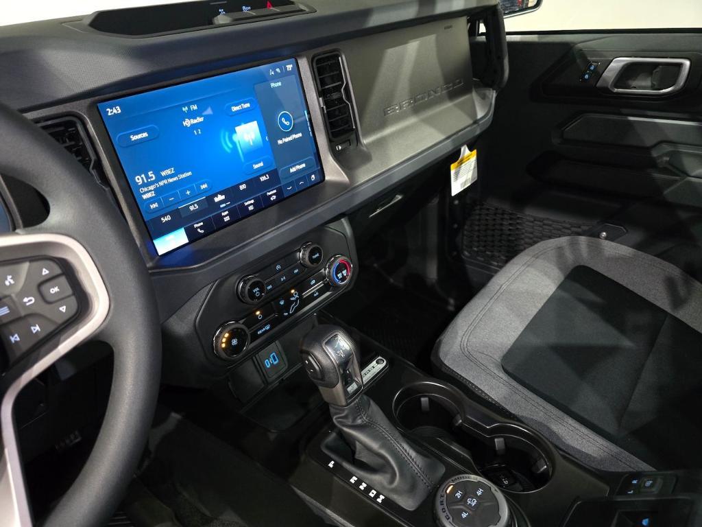 new 2025 Ford Bronco car, priced at $41,712