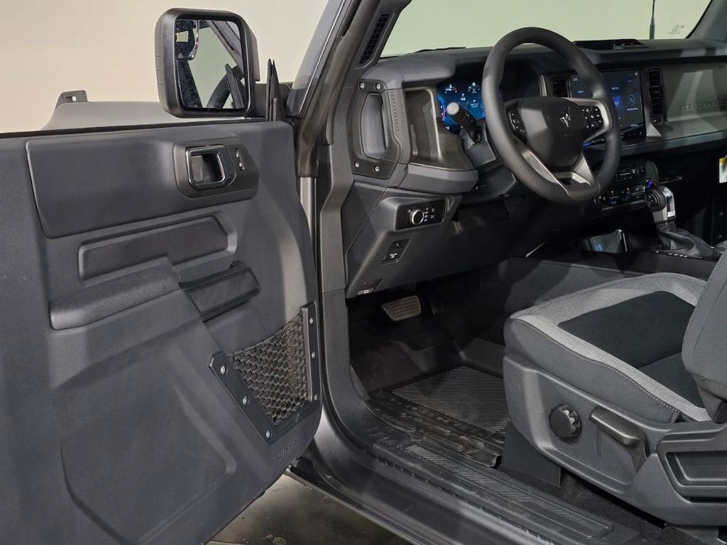 new 2025 Ford Bronco car, priced at $41,712