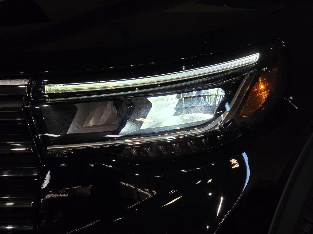 new 2025 Ford Explorer car, priced at $50,040