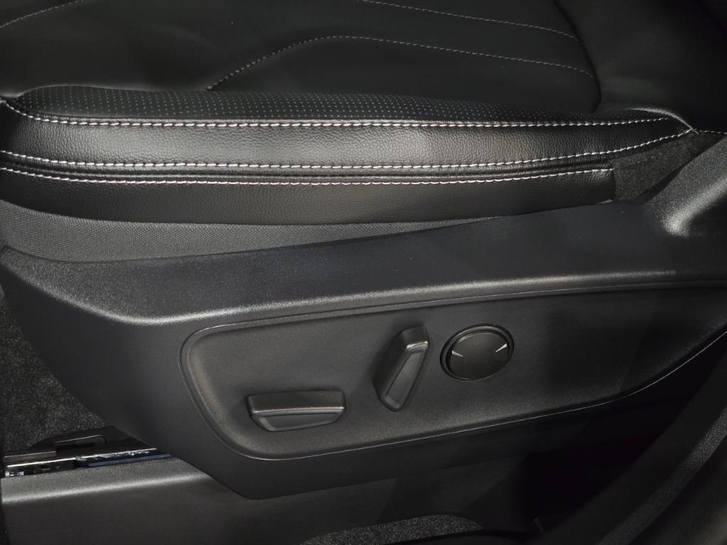 new 2025 Ford Escape car, priced at $35,260