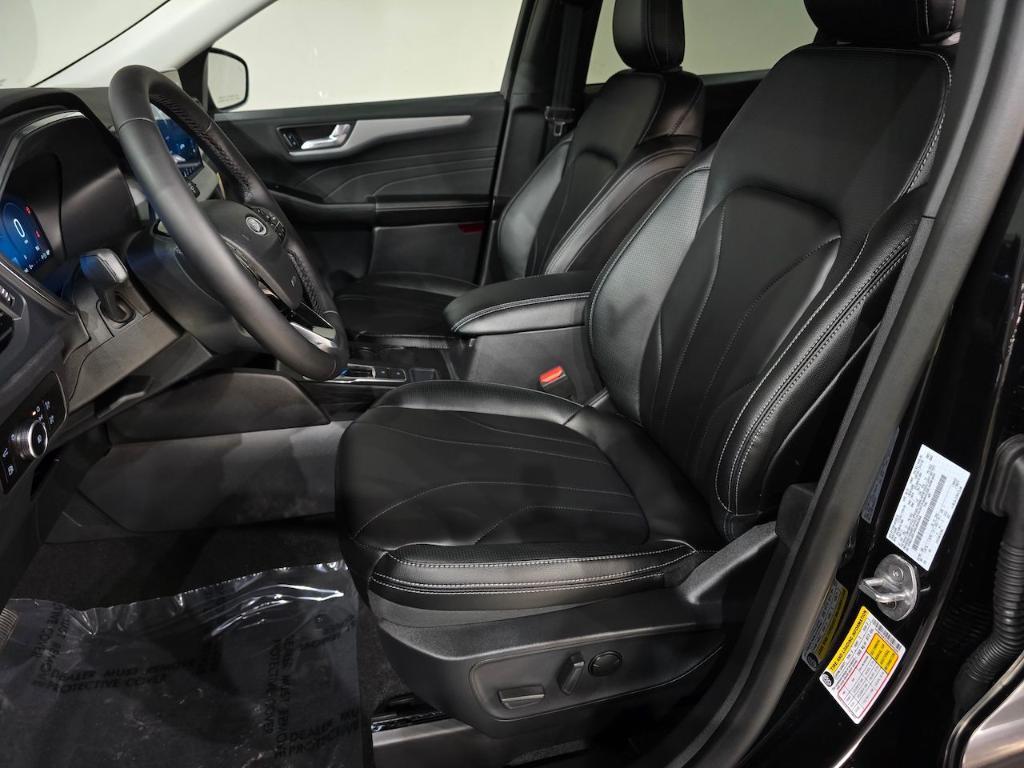 new 2025 Ford Escape car, priced at $35,260