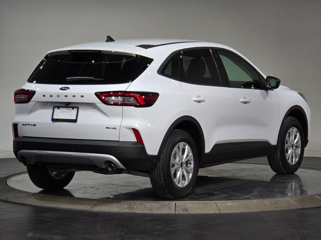 new 2025 Ford Escape car, priced at $31,595