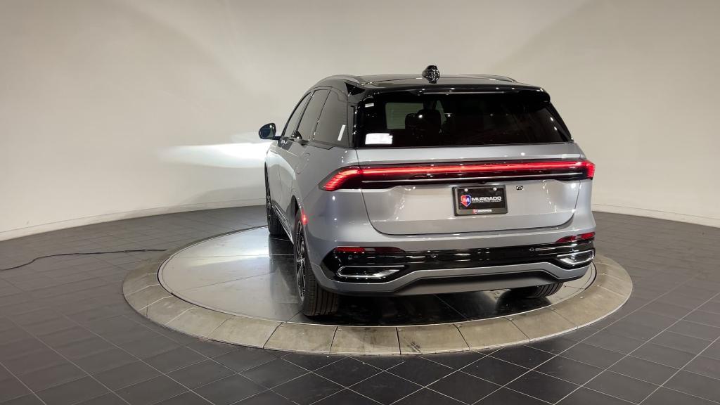 new 2024 Lincoln Nautilus car, priced at $61,795