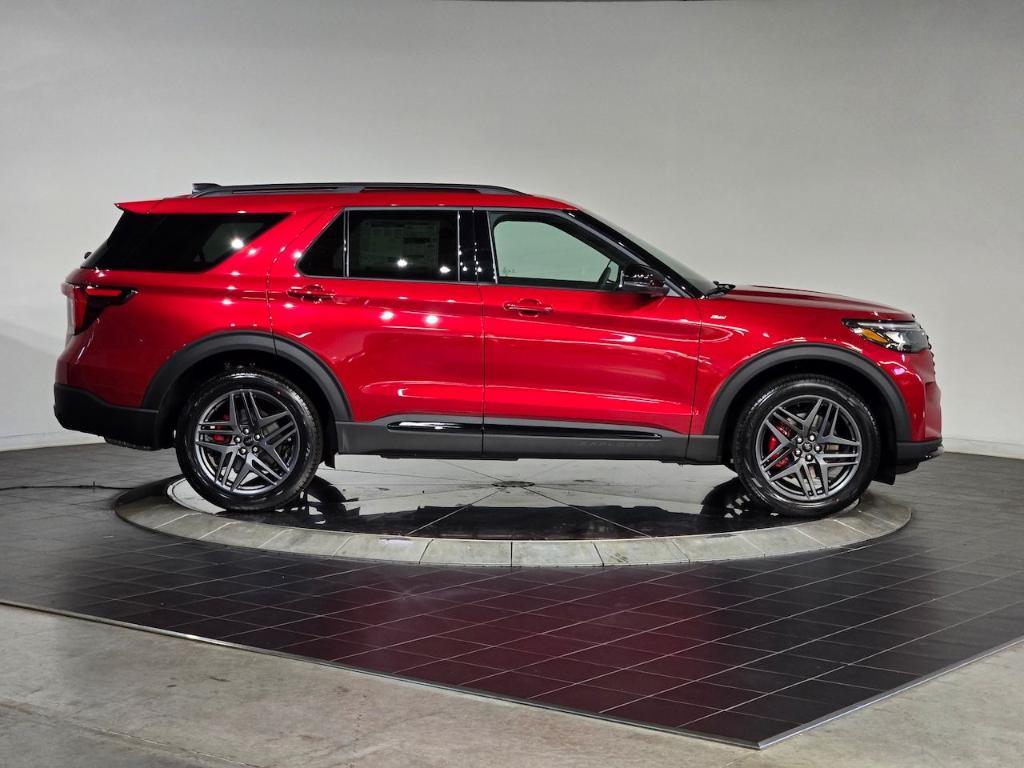 new 2025 Ford Explorer car, priced at $54,425