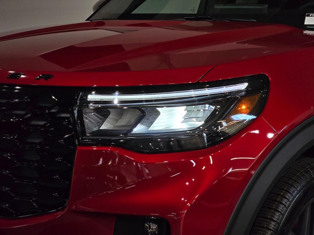 new 2025 Ford Explorer car, priced at $54,425