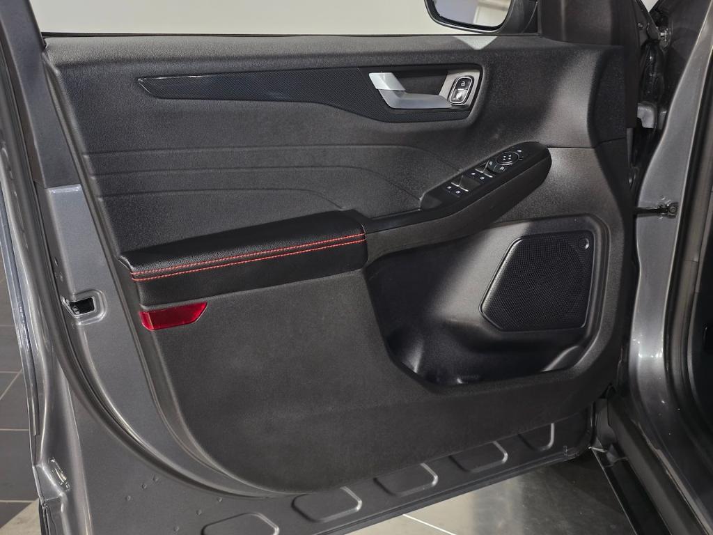 used 2023 Ford Escape car, priced at $25,753