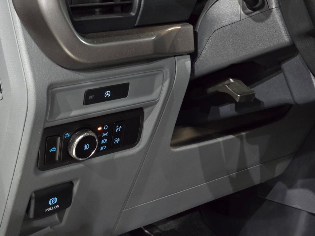 new 2024 Ford F-150 car, priced at $52,681