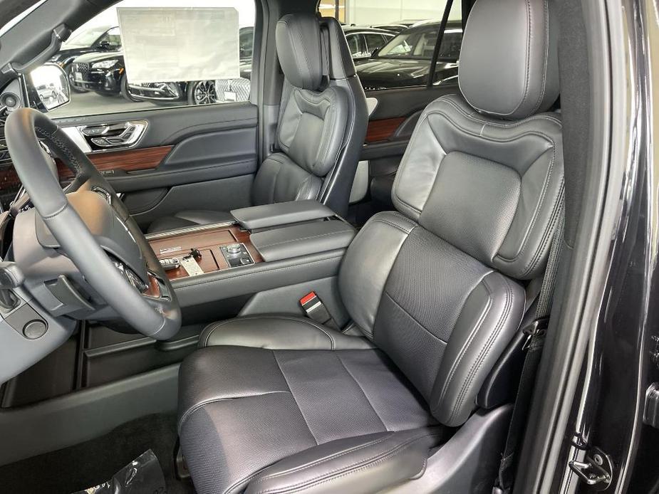 new 2024 Lincoln Navigator car, priced at $93,899