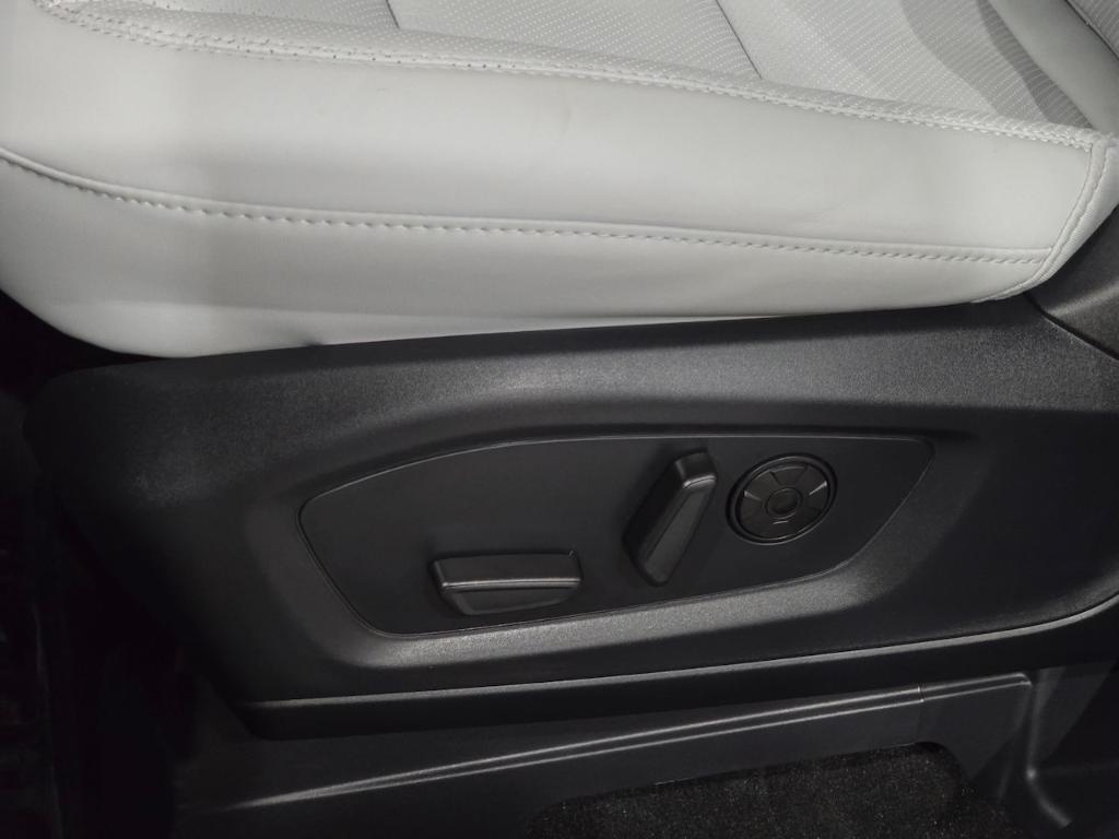 new 2025 Ford Explorer car, priced at $62,000