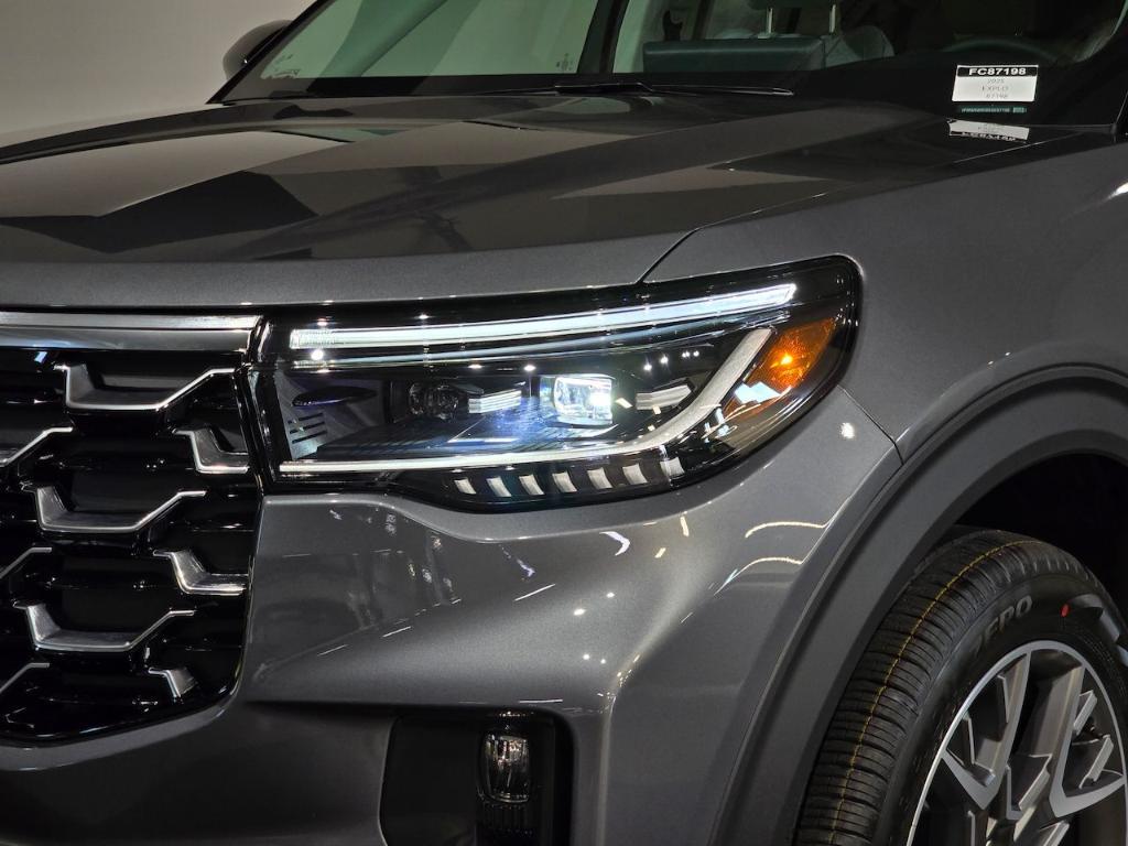 new 2025 Ford Explorer car, priced at $62,000