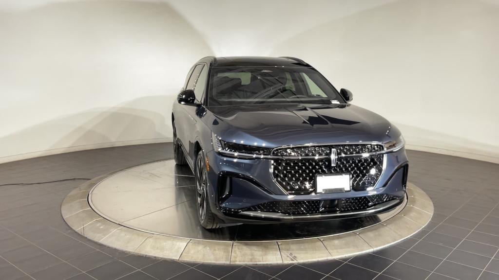 new 2024 Lincoln Nautilus car, priced at $60,599