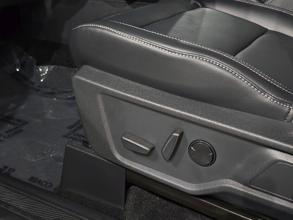 new 2025 Ford Bronco car, priced at $48,130