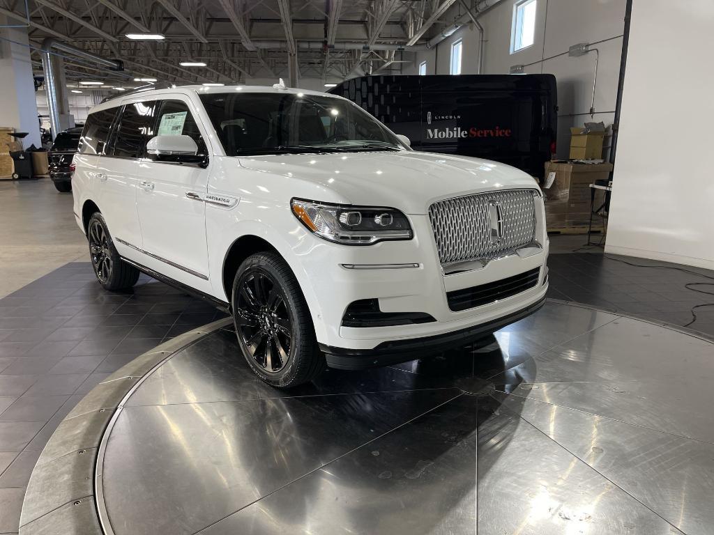 new 2024 Lincoln Navigator car, priced at $96,599