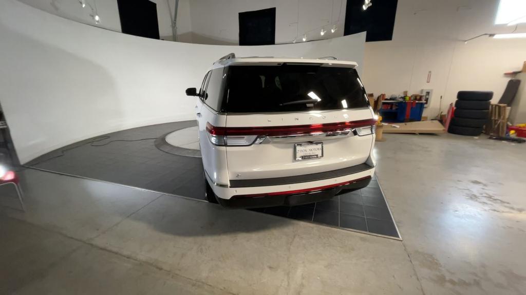 new 2024 Lincoln Navigator car, priced at $96,599