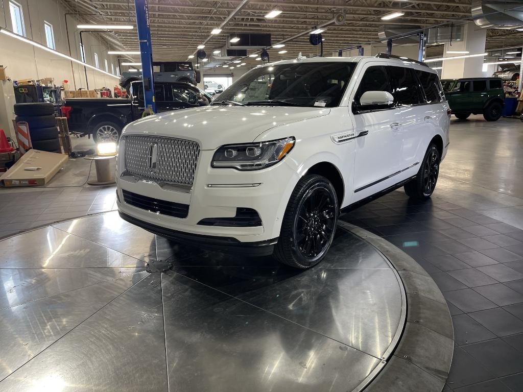 new 2024 Lincoln Navigator car, priced at $96,599