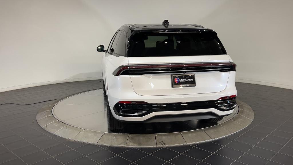 new 2024 Lincoln Nautilus car, priced at $60,499