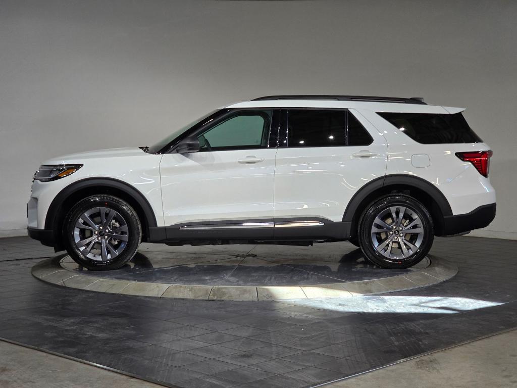 new 2025 Ford Explorer car, priced at $49,195