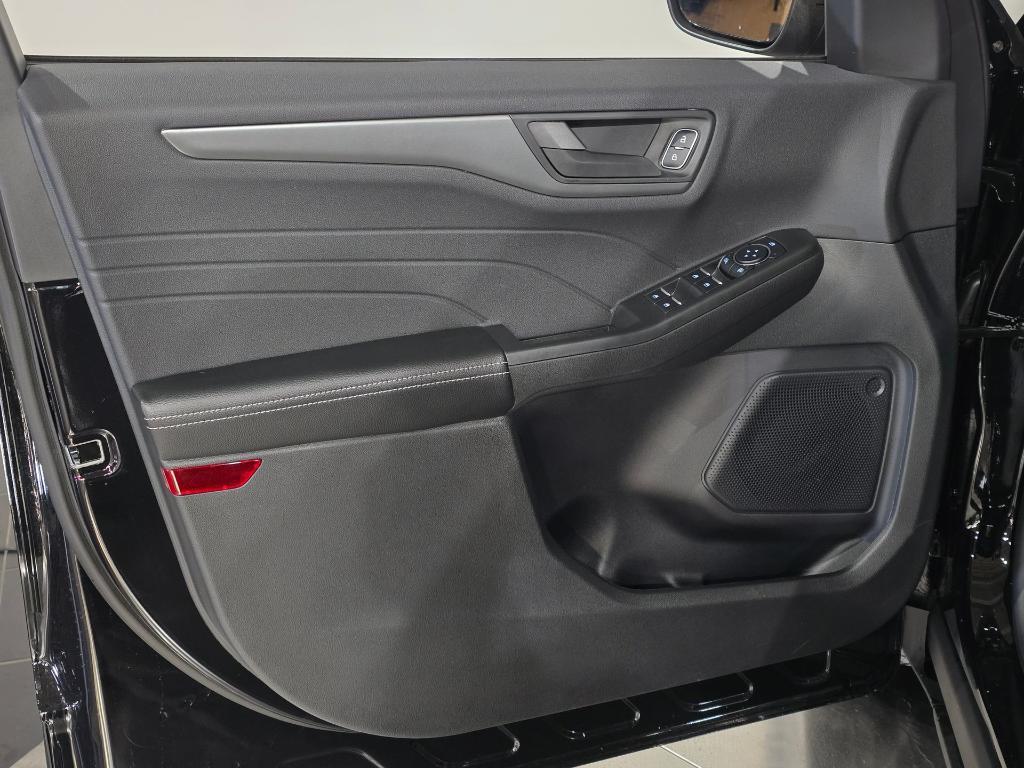 new 2026 Ford Escape car, priced at $33,840