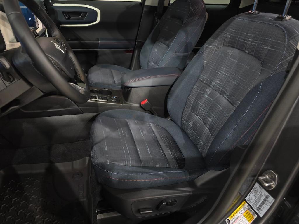 new 2025 Ford Bronco Sport car, priced at $37,157
