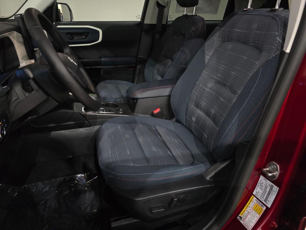 new 2025 Ford Bronco Sport car, priced at $35,443