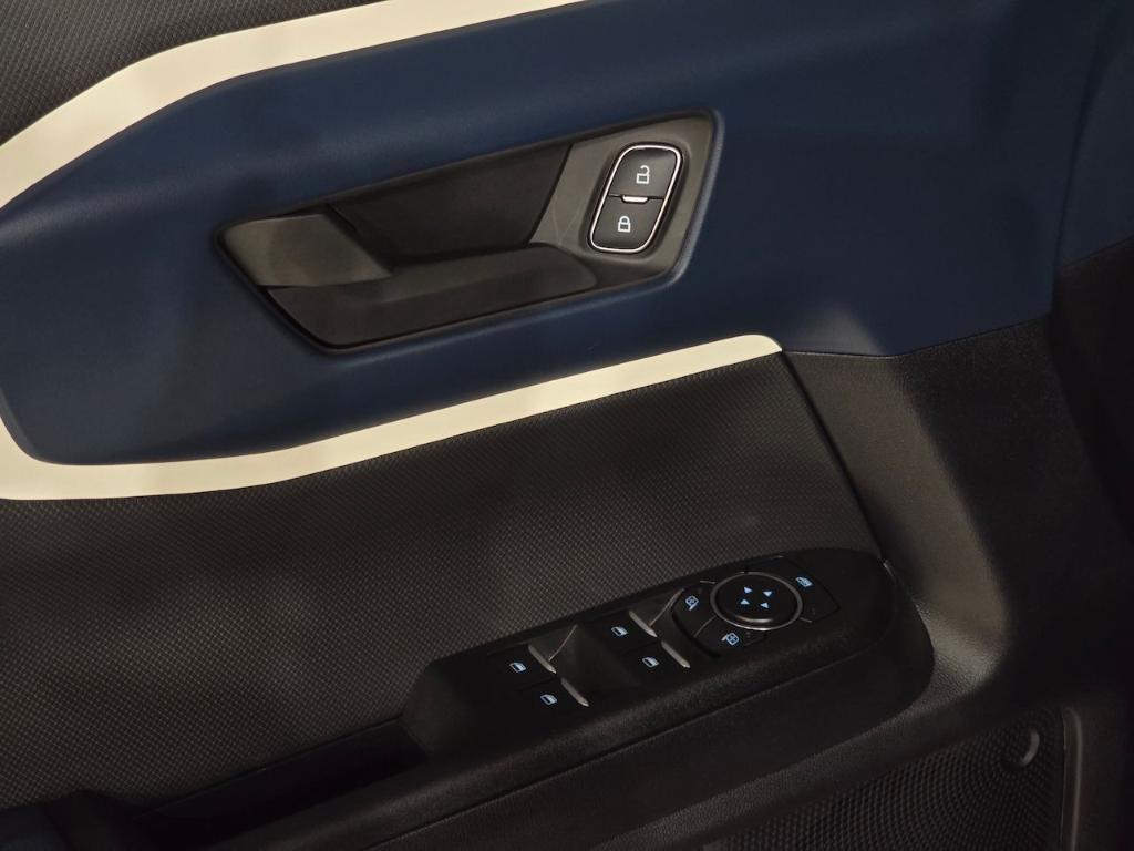 new 2025 Ford Bronco Sport car, priced at $35,443