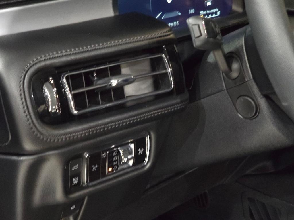 used 2023 Lincoln Nautilus car, priced at $36,606