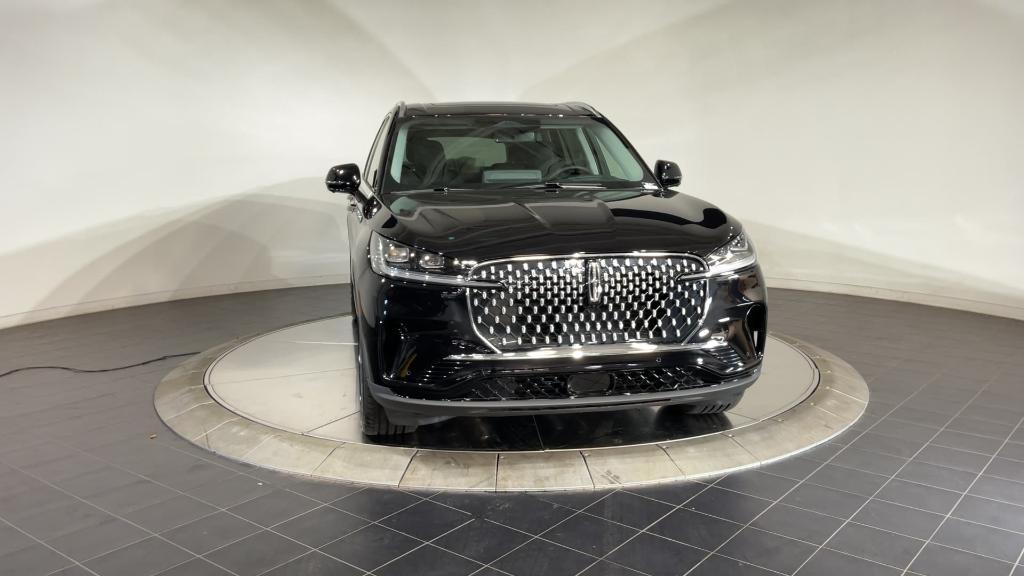 new 2025 Lincoln Aviator car, priced at $70,495