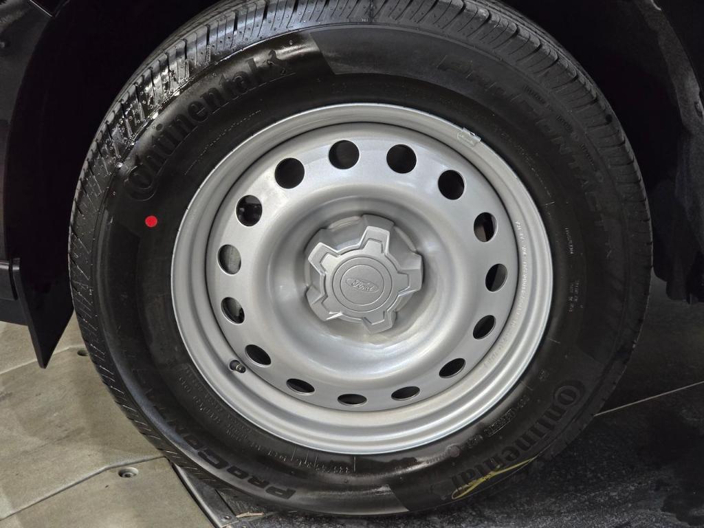 new 2025 Ford Maverick car, priced at $28,576