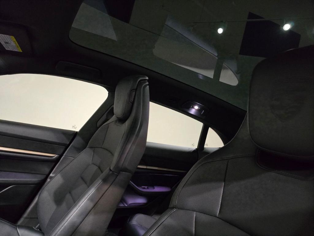 used 2022 Porsche Taycan car