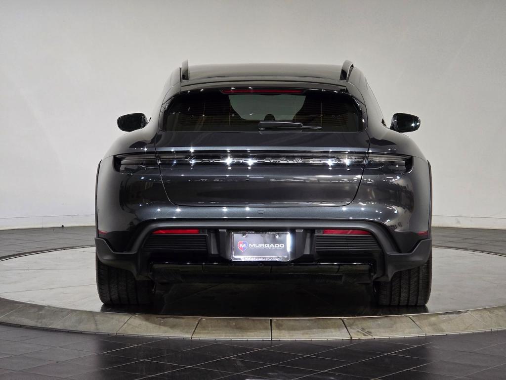 used 2022 Porsche Taycan car