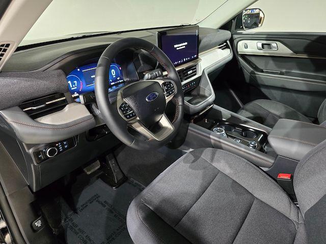 new 2025 Ford Explorer car, priced at $43,450