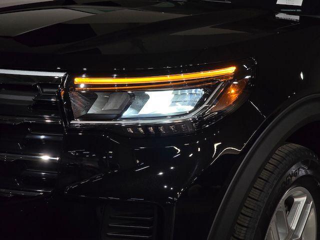 new 2025 Ford Explorer car, priced at $43,450