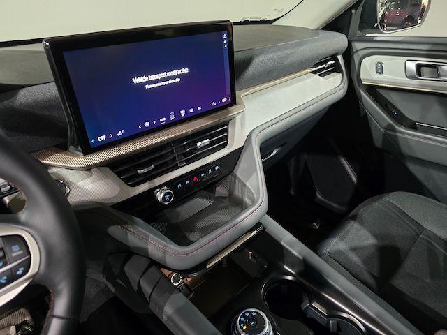 new 2025 Ford Explorer car, priced at $43,450