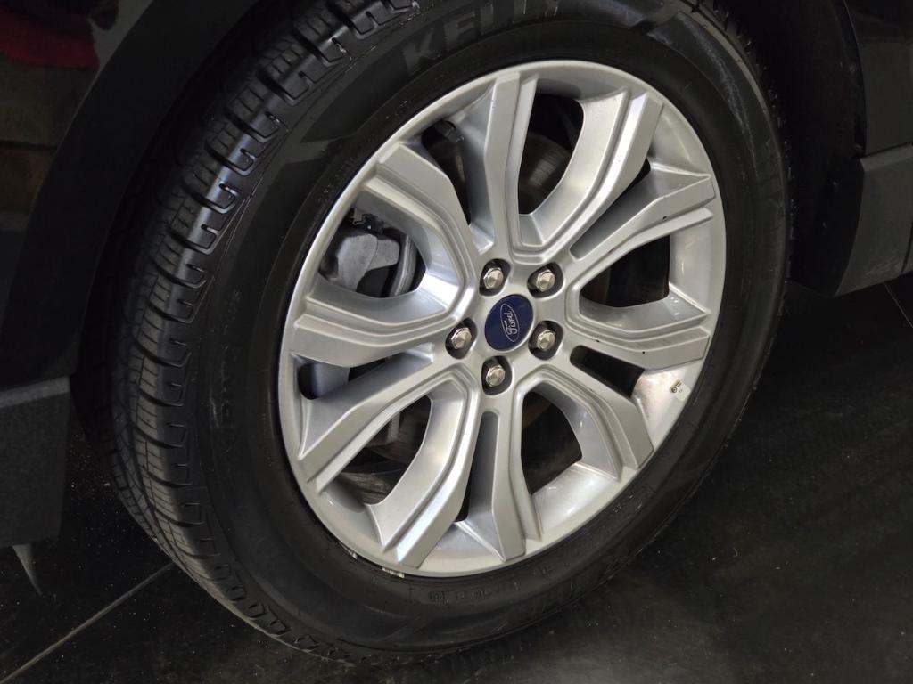 used 2022 Ford Edge car, priced at $22,697