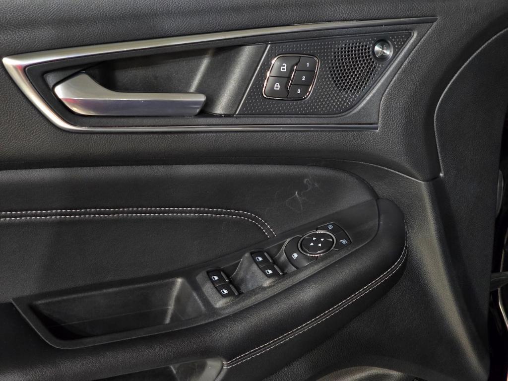 used 2022 Ford Edge car, priced at $22,697