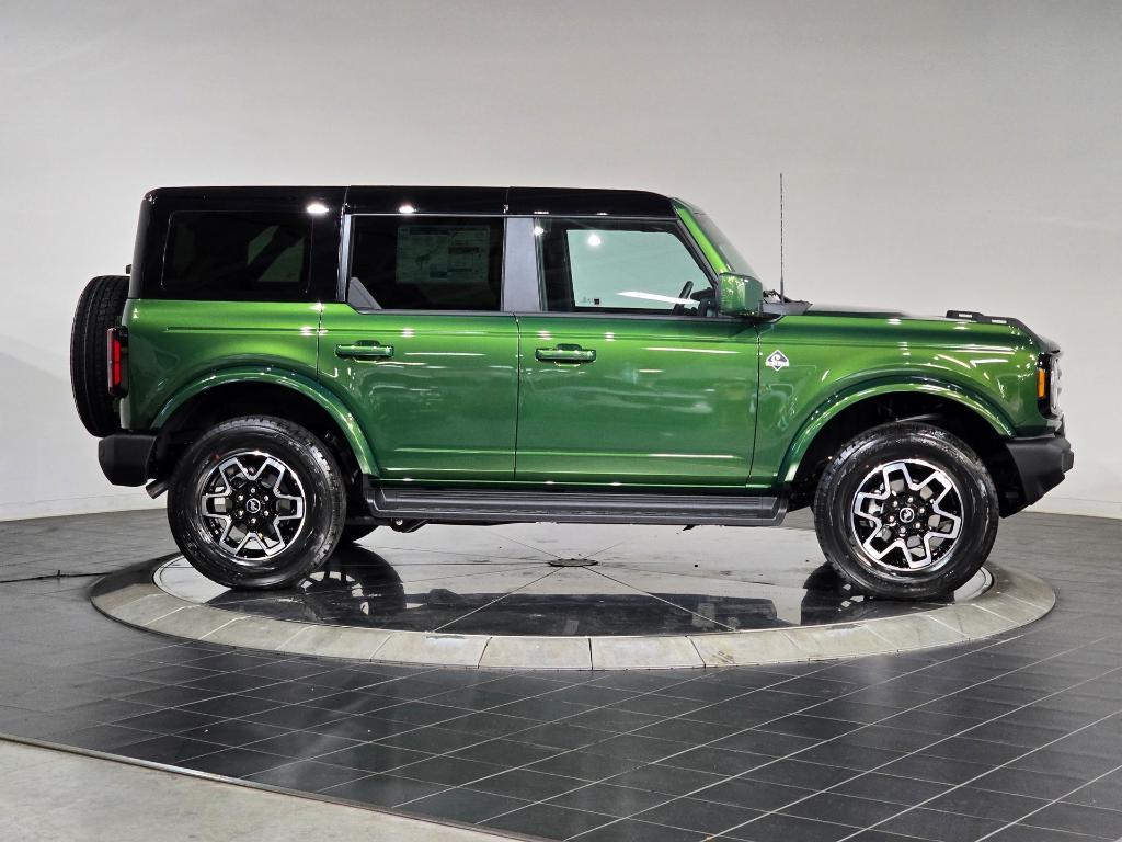 new 2025 Ford Bronco car, priced at $45,630