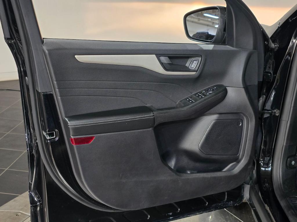 used 2022 Ford Escape car, priced at $23,721
