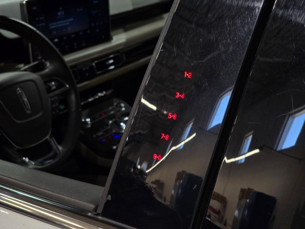 used 2022 Lincoln Nautilus car, priced at $34,486
