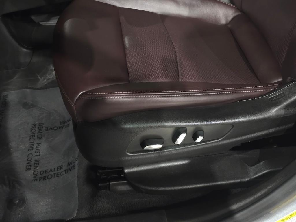 used 2023 Cadillac XT6 car, priced at $32,189