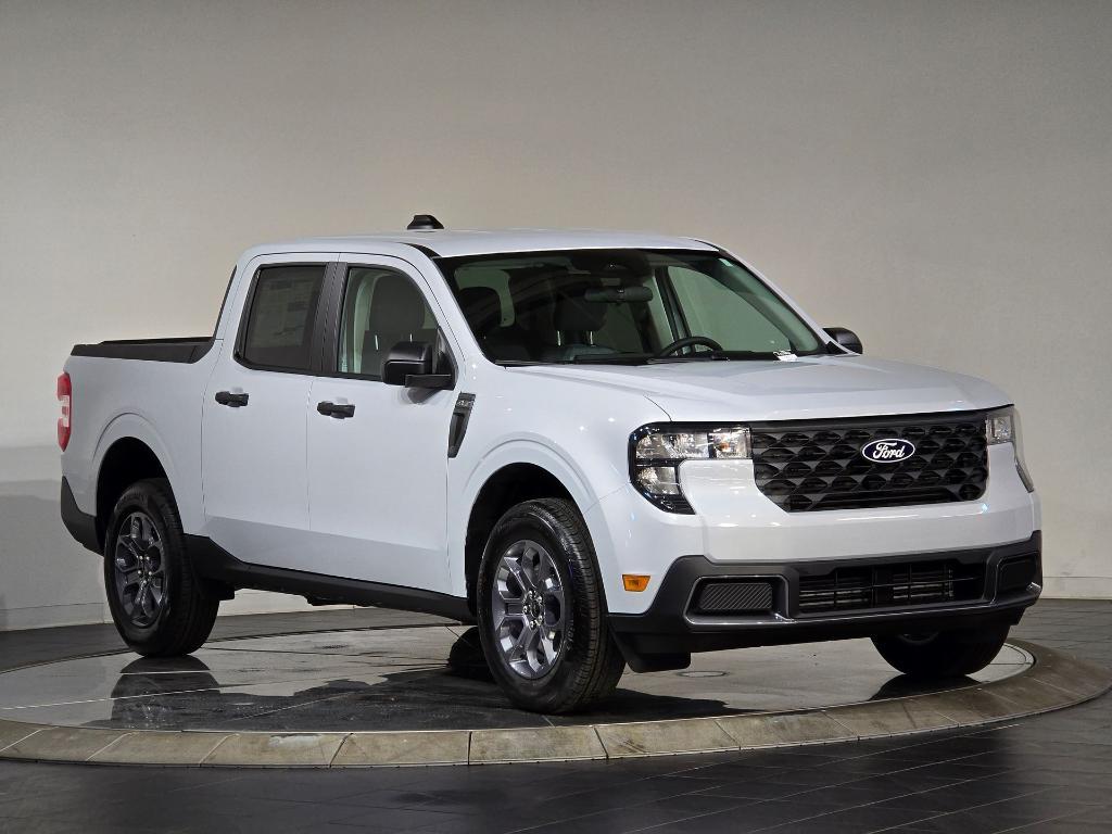 new 2025 Ford Maverick car, priced at $32,394