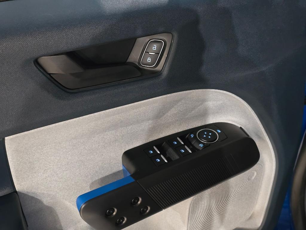 new 2025 Ford Maverick car, priced at $33,959