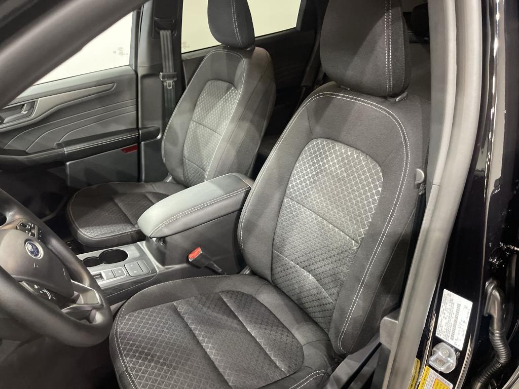 new 2025 Ford Escape car, priced at $28,895