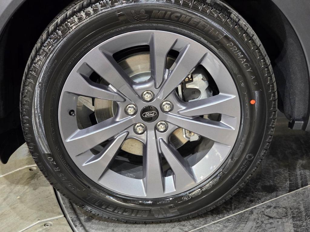 new 2025 Ford Explorer car, priced at $46,668