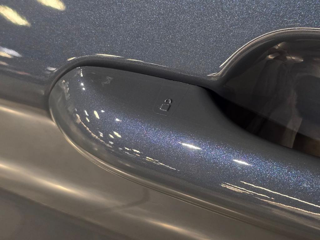 new 2025 Ford Explorer car, priced at $46,668